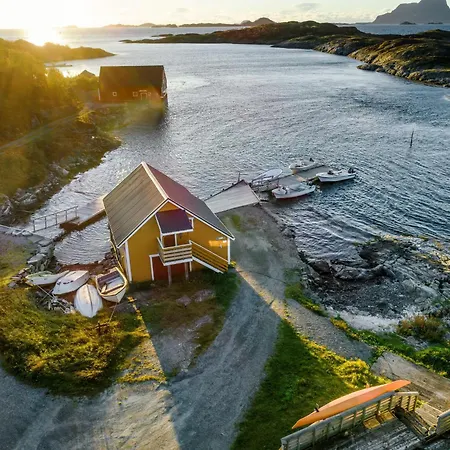Sjobua By Interhome Korssund